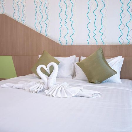 42C The Chic Hotel Nakhon Sawan Zewnętrze zdjęcie