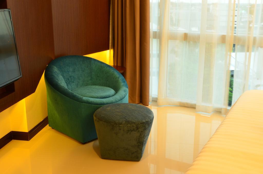 42C The Chic Hotel Nakhon Sawan Zewnętrze zdjęcie