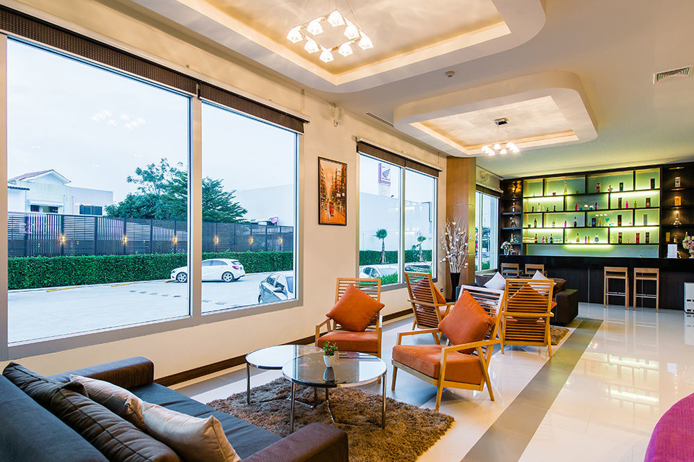 42C The Chic Hotel Nakhon Sawan Zewnętrze zdjęcie