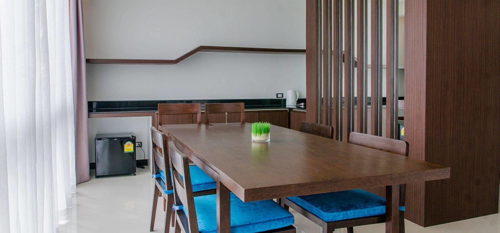 42C The Chic Hotel Nakhon Sawan Zewnętrze zdjęcie